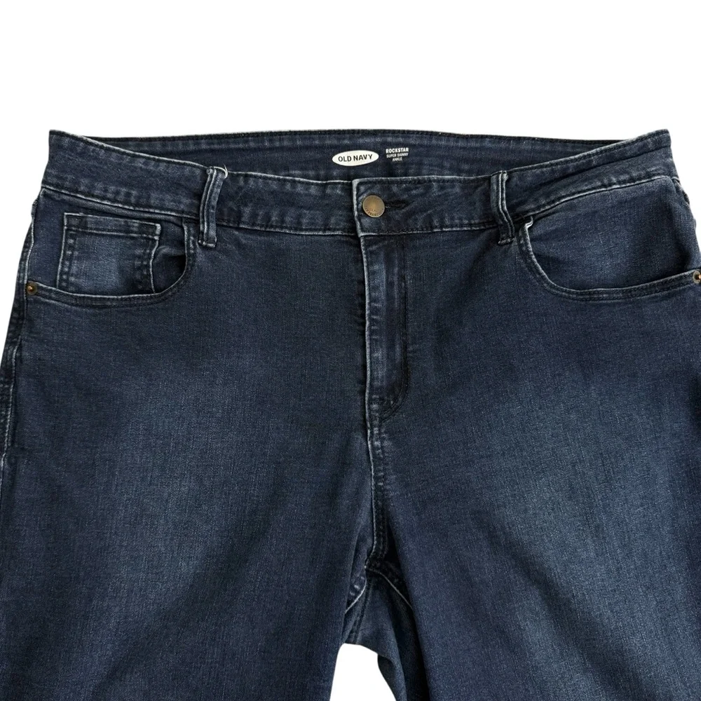 Old Navy Rockstar Super Skinny Ankle Jeans Womens Size 16 Blue Denim Frayed Hem - Picture 3 of 12